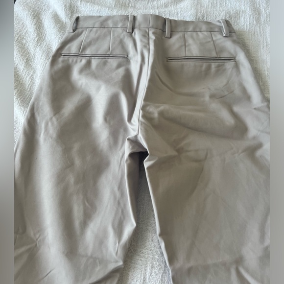 Reiss Eastbury Slim Fit Cotton Blend Chino Trousers (Stone) - Picture 7 of 7